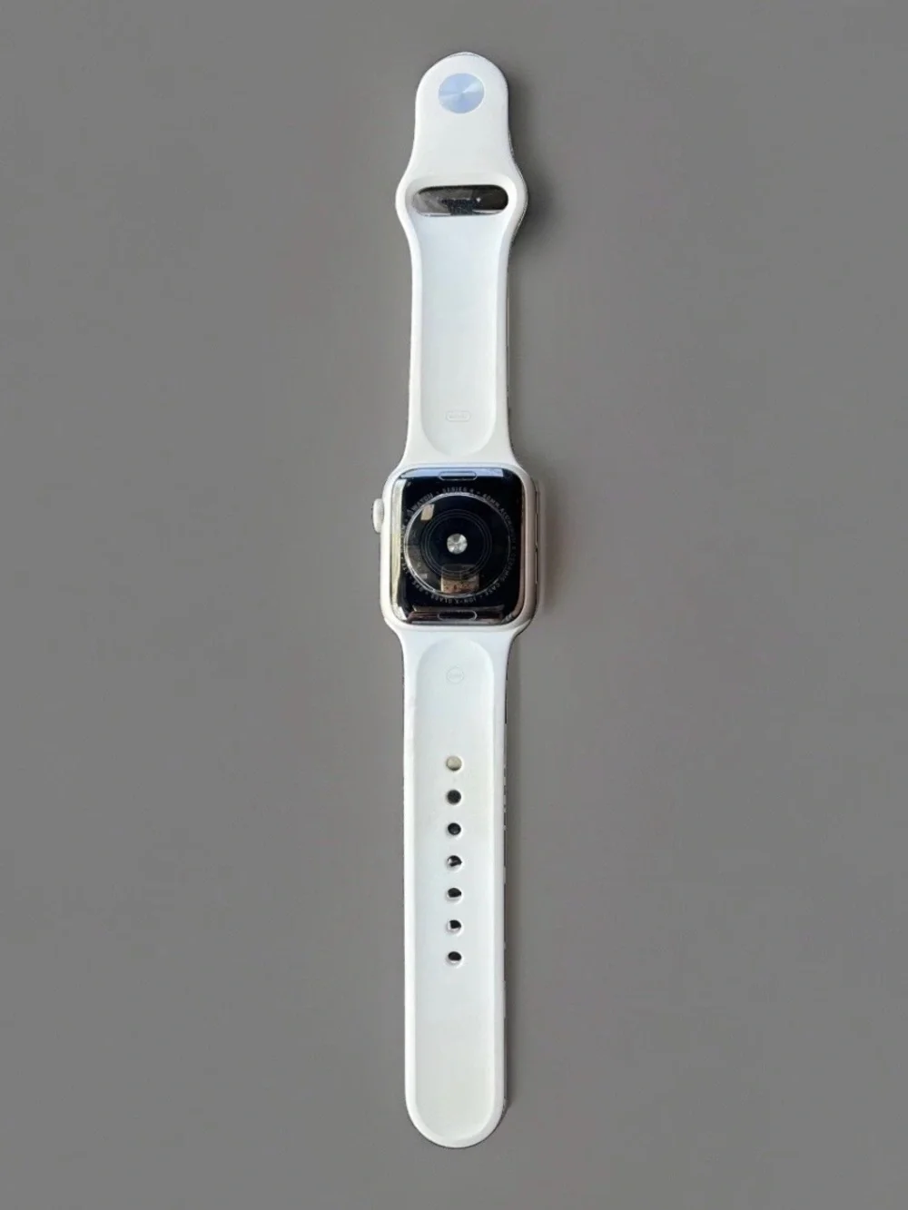 Apple Smartwatch with White Band A1975